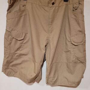 Men's Tan Shorts